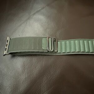 Apple Alpine Loop Band for Watch Ultra - Green, Medium/Large (49mm) fits 44/45mm